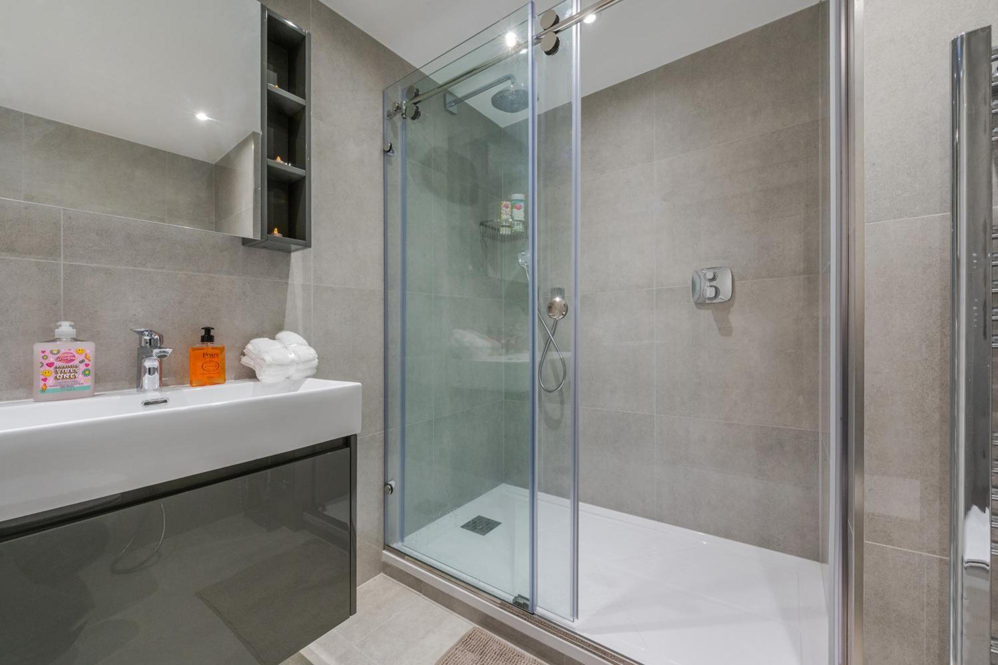 City Chic 3 Bedroom 2 Bathroom Luxury Living 7Hs London Exterior photo